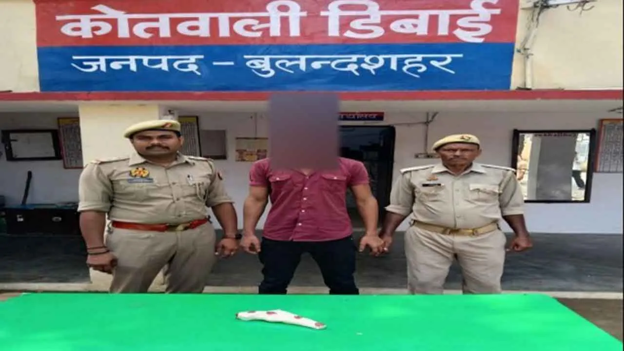 अवैध तमंचे के साथ फोटो वायरल करने वाले युवक को पुलिस ने किया गिरफ्तार