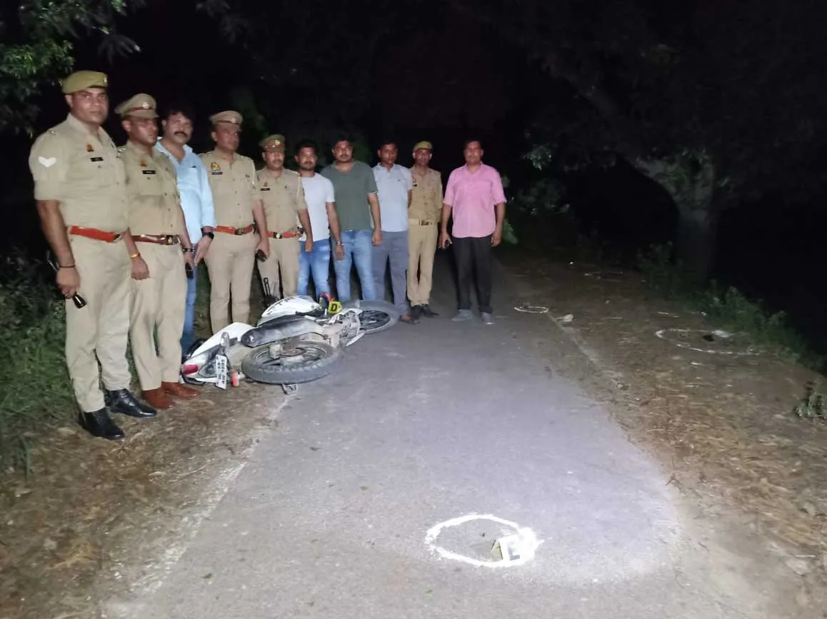 पुलिस मुठभेड़ में दो चैन लुटेरे घायल, चेकिंग के दौरान पुलिस पर फायरिंग