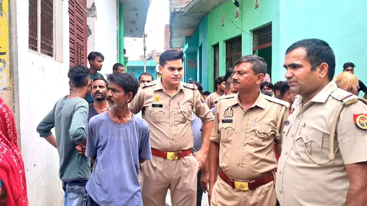 शराबी युवक ने घर में घुसकर महिला से की मारपीट कर किया घायल