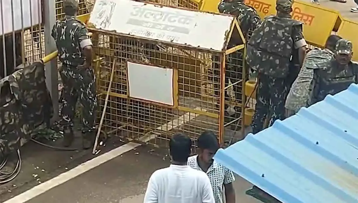 Chaitanya Baghel arrested: पूर्व सीएम भूपेश बघेल के बेटे चैतन्य बघेल गिरफ्तार