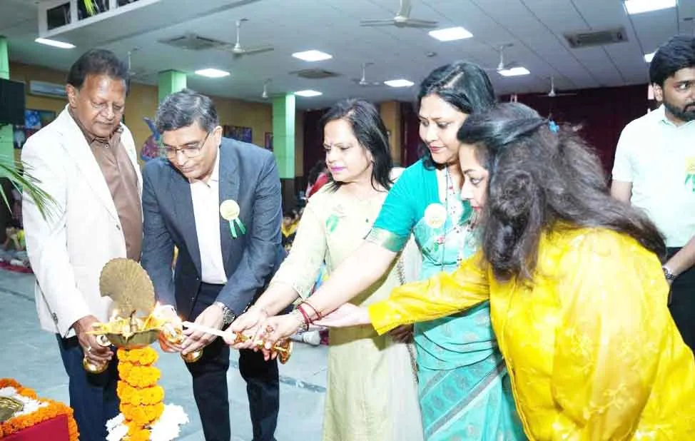 पौधारोपण, ग्रीन फ्यूचर की दिशा में सामूहिक प्रयास का प्रतीक: डॉ सुभाष जैन 