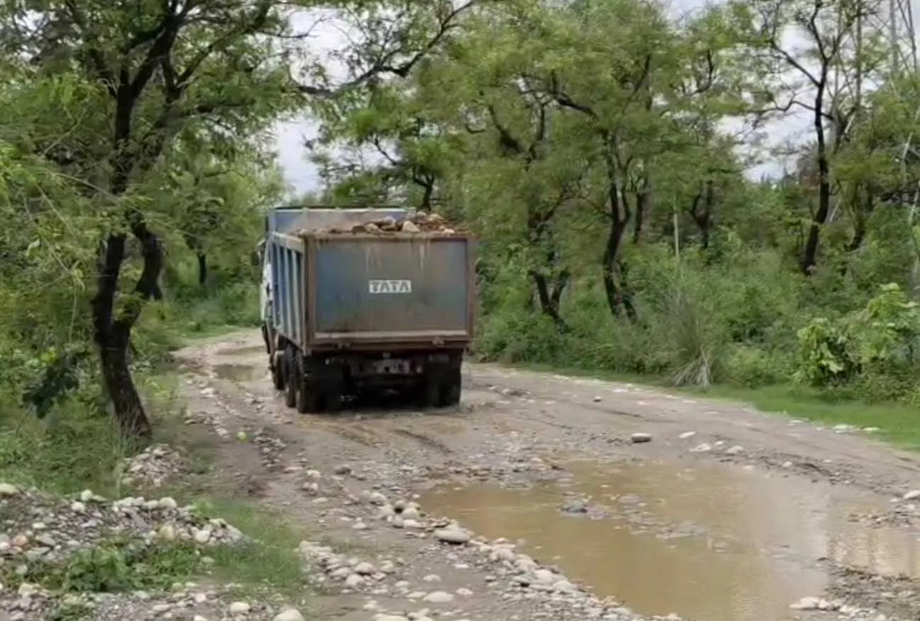 Haryana Crime: खनन विभाग के अवैध खनन के अलावा अवैध खनिज परिवहन को रोकने के दावे पूरी तरह से फुस्स