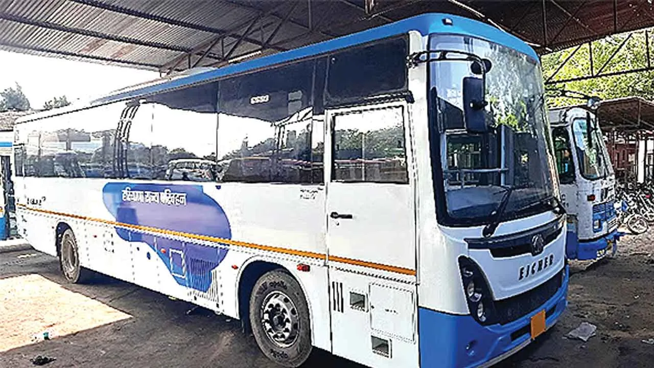 Haryana Roadways News: दिल्ली-चंडीगढ़ और गुरुग्राम रूट पर आज से सरसा से चलेगी रोडवेज की आठ एसी बसें