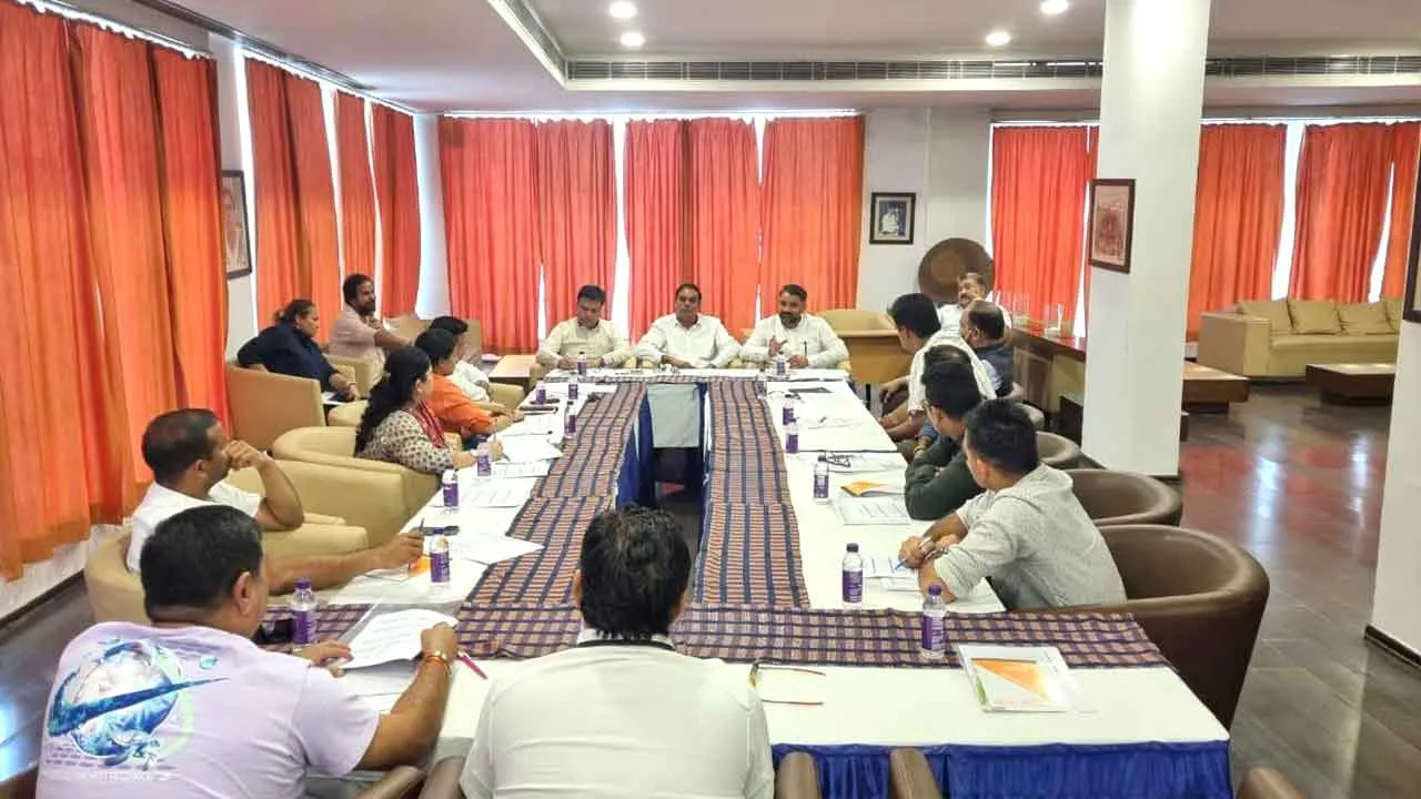 पूर्व खिलाडियों ने राज्य में घरेलू क्रिकेट गतिविधियों के संचालन व आयोजन पर रखे अपने सुझाव – डी डी कुमावत