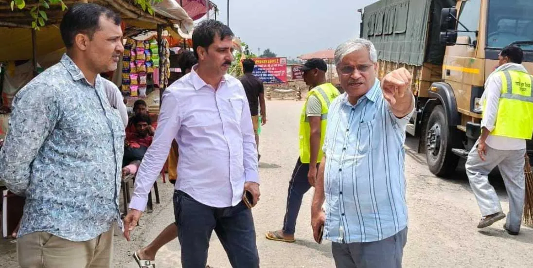मुख्य विकास अधिकारी ने कांवड़ मार्ग पर परखी व्यवस्थाएं