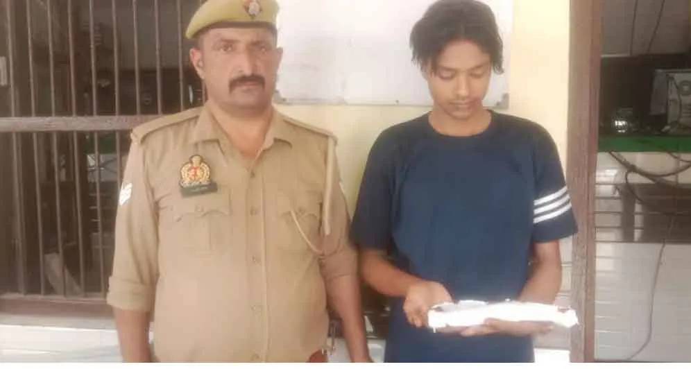 अवैध हथियारों के साथ वीडियो बनाना पड़ा महंगा, आरोपी दबोचा