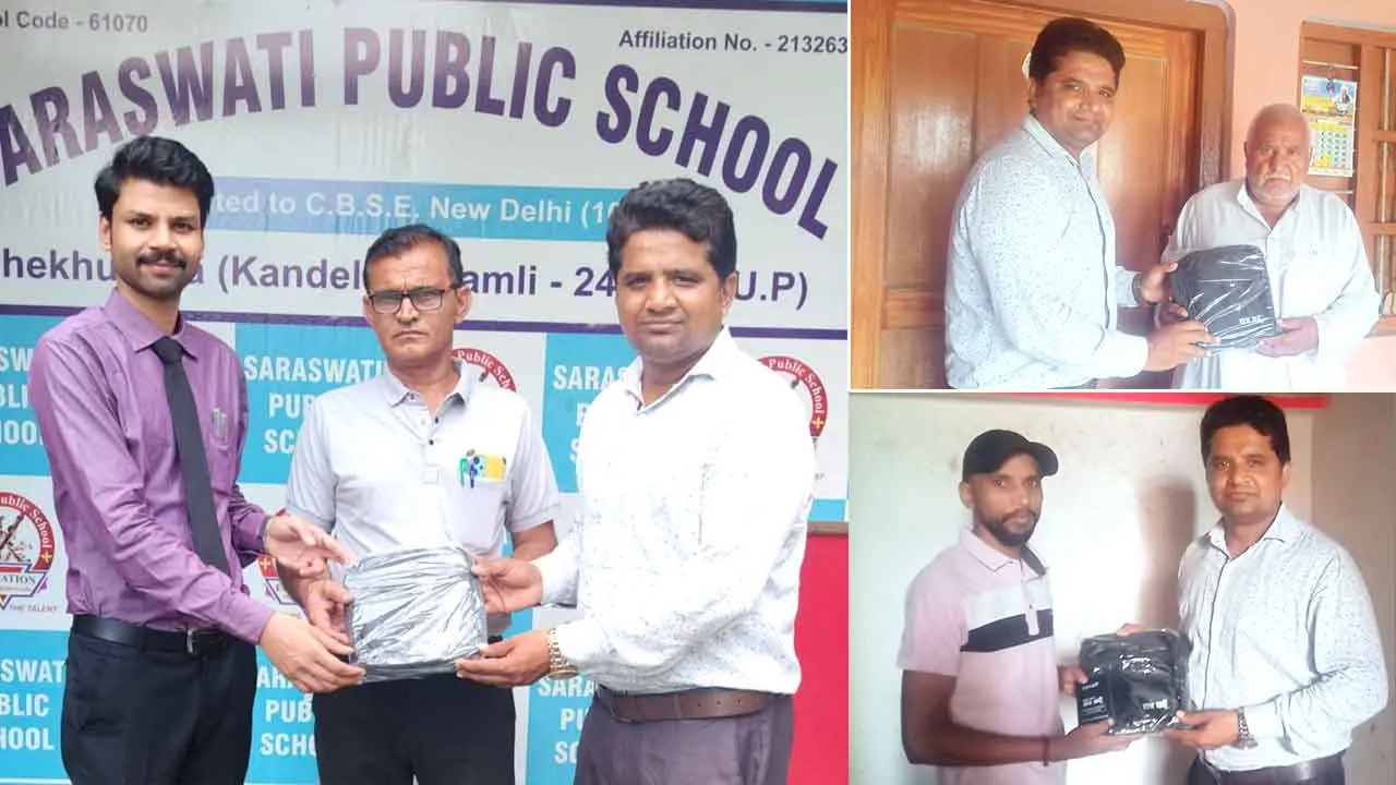सच कहूँ के विजेता पाठकों को वितरित किये गए उपहार
