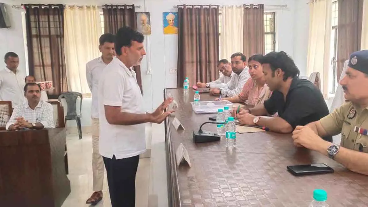 सम्पूर्ण समाधान दिवस में फरियादियों का रहा ‘टोटा’