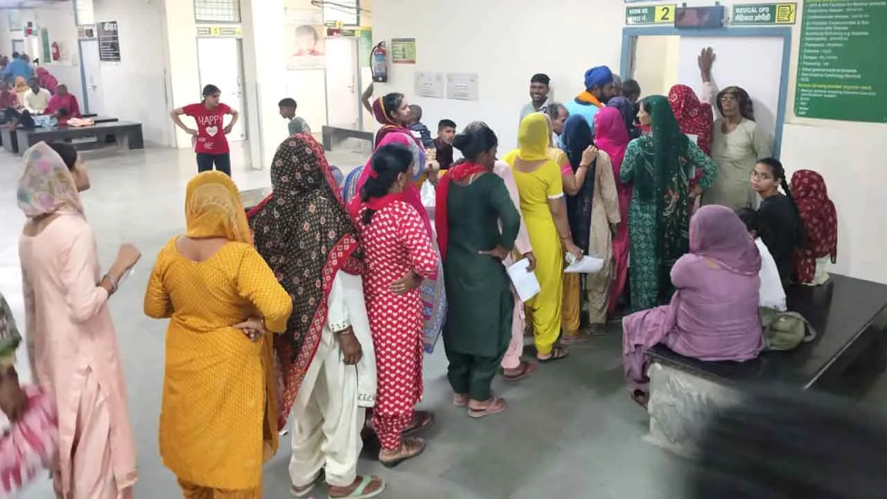 जिला नागरिक अस्पताल को मिले 11 नए एमओ में से, अभी तक सिर्फ 3 ने की ड्यूटी ज्वाइन