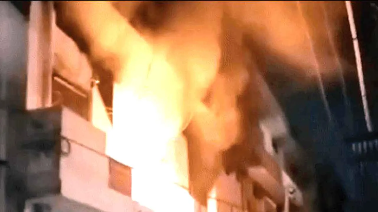 Ludhiana Factory Fire: कपड़ा फैक्ट्री में लगी भीषण आग, मशीनरी सहित करोड़ों रु. का कपड़ा जलकर राख