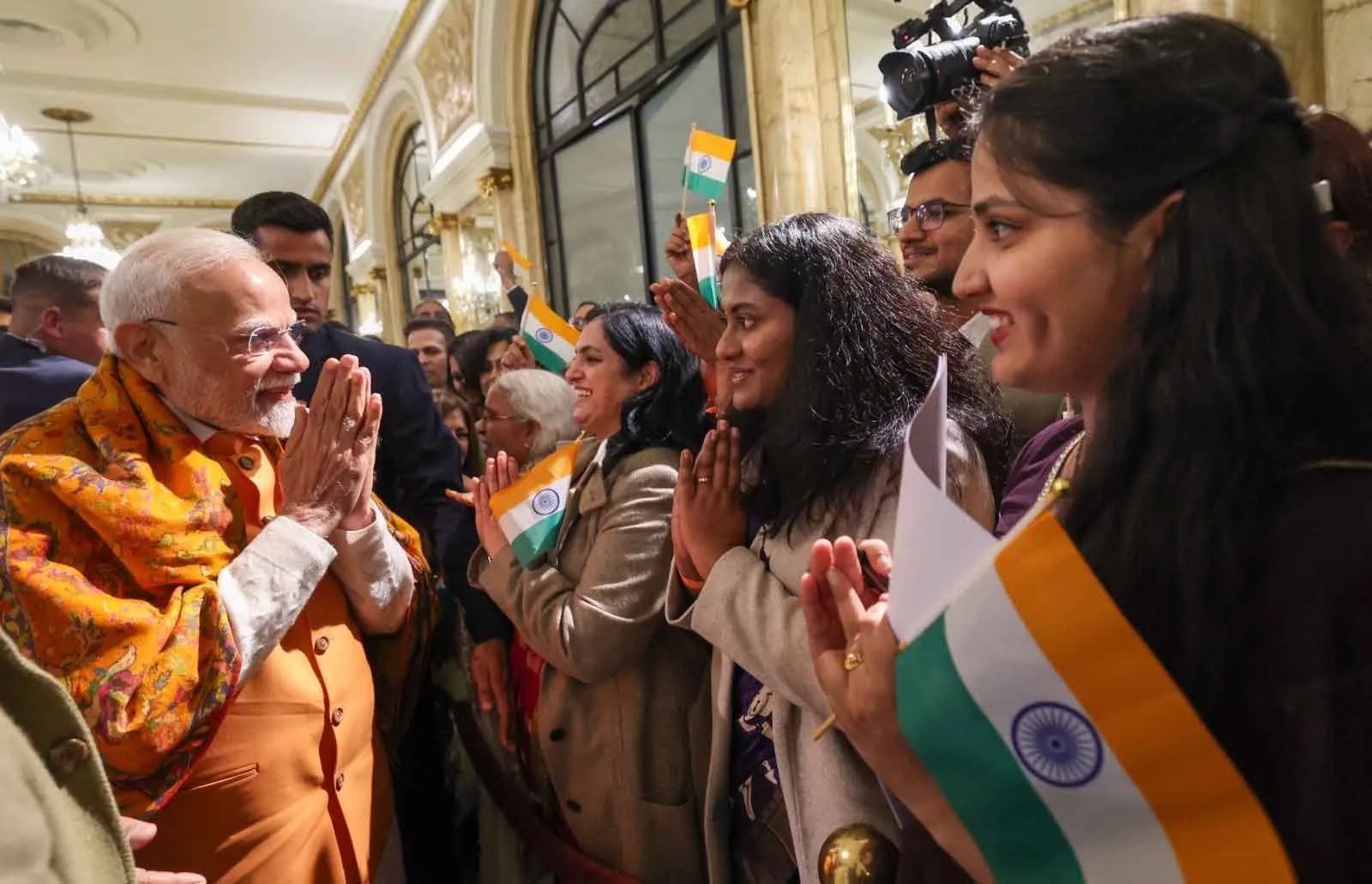 Narendra Modi Argentina Visit: 57 वर्षों में किसी भारतीय पीएम की पहली द्विपक्षीय यात्रा, भारत के संबंधों को प्रगाढ़ बनाने अर्जेंटीना पहुंचे मोदी