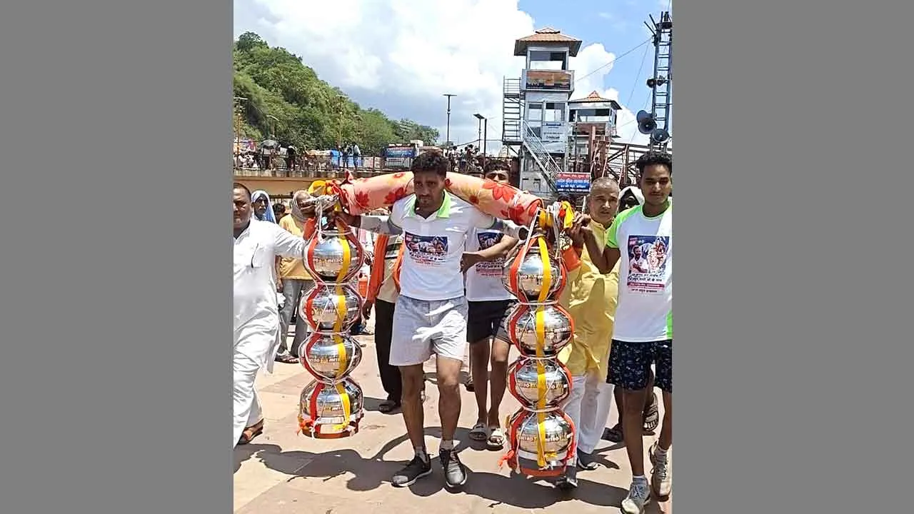 कांग्रेस नेता अनुज इन्द्रवाल ने राहुल गांधी से समापन समारोह में शामिल होने की अपील की