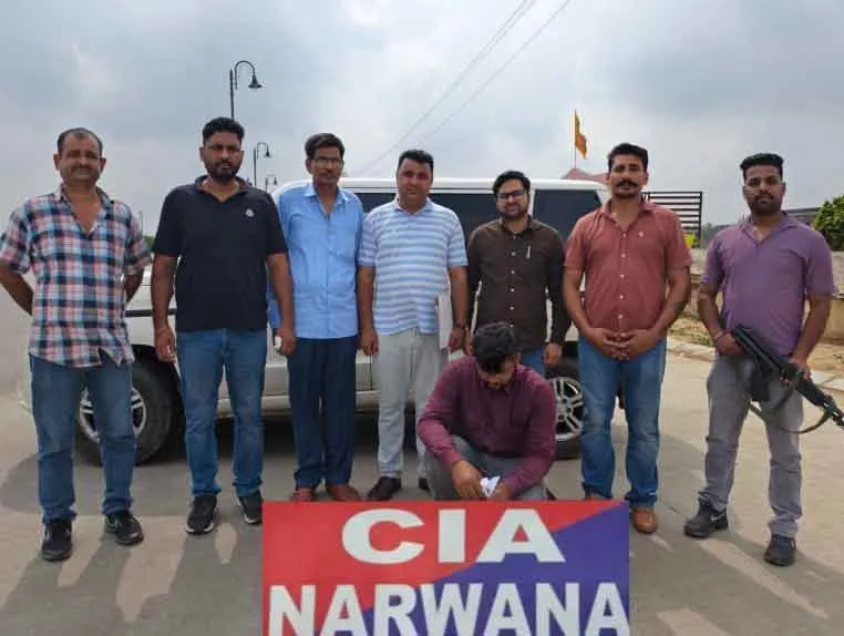 सीआईए नरवाना की बड़ी कार्रवाई: चमेला कॉलोनी से 14.70 ग्राम हेरोइन सहित तस्कर गिरफ्तार, छुड़ाने आए परिजन भी बौखलाए