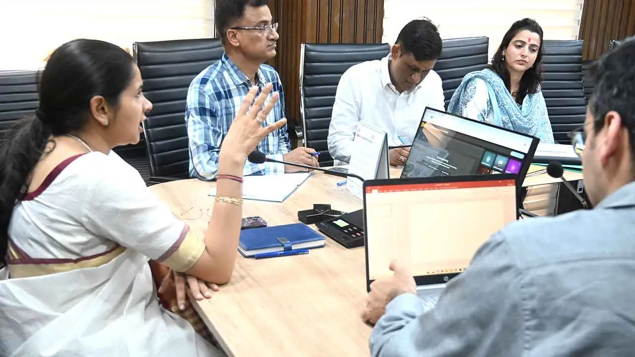 वन भूमि हस्तान्तरण संबंधी बैठक सम्पन्न