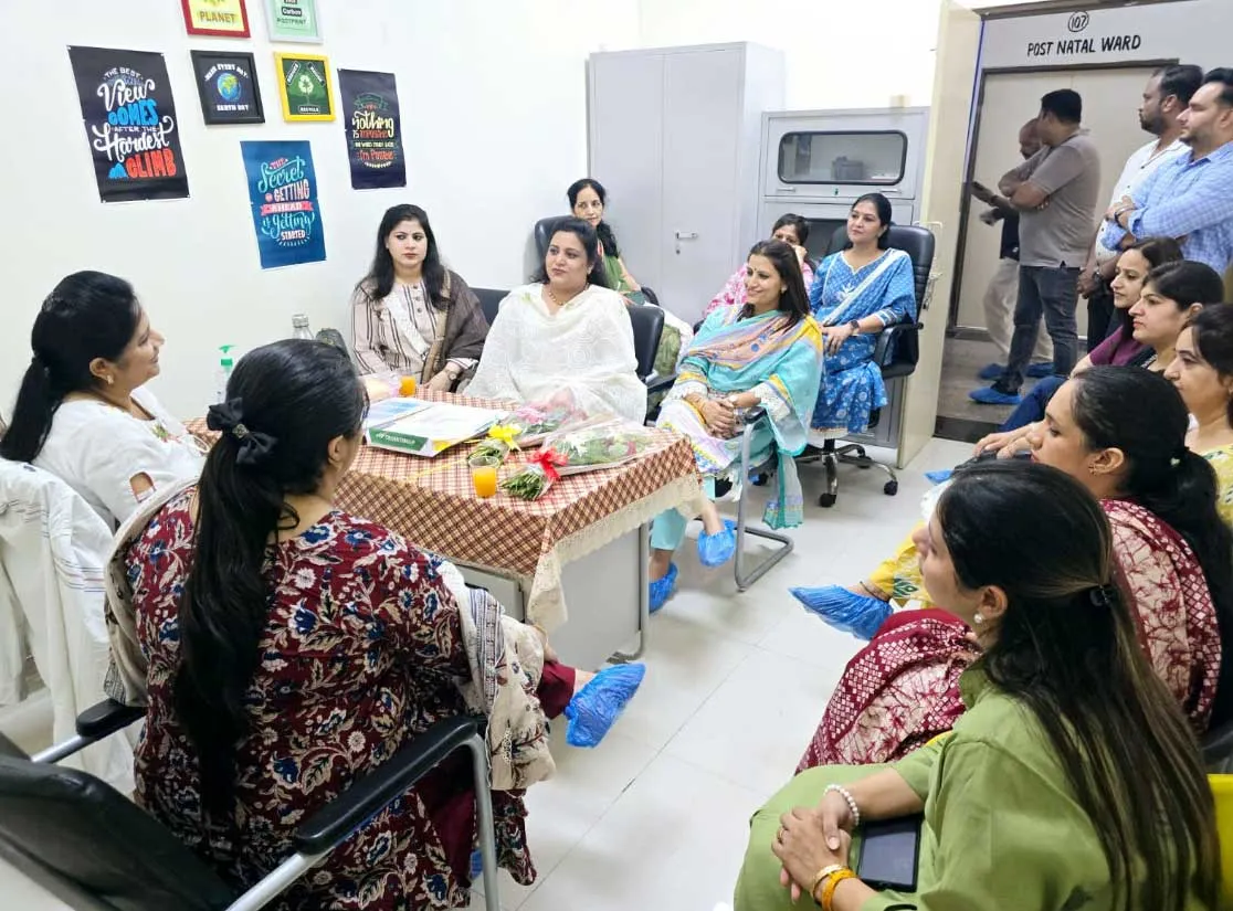 रोटरी क्लब ने बांटी बेबी किट, नवजात शिशुओं और माताओं के लिए राहत बनी सेवा