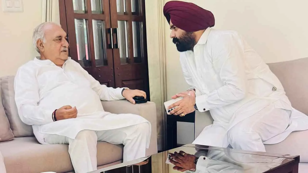 पूर्व मुख्यमंत्री भूपेंद्र सिंह हुड्डा से मिले कांग्रेस प्रवक्ता सरदार सतनाम सिंह विर्क