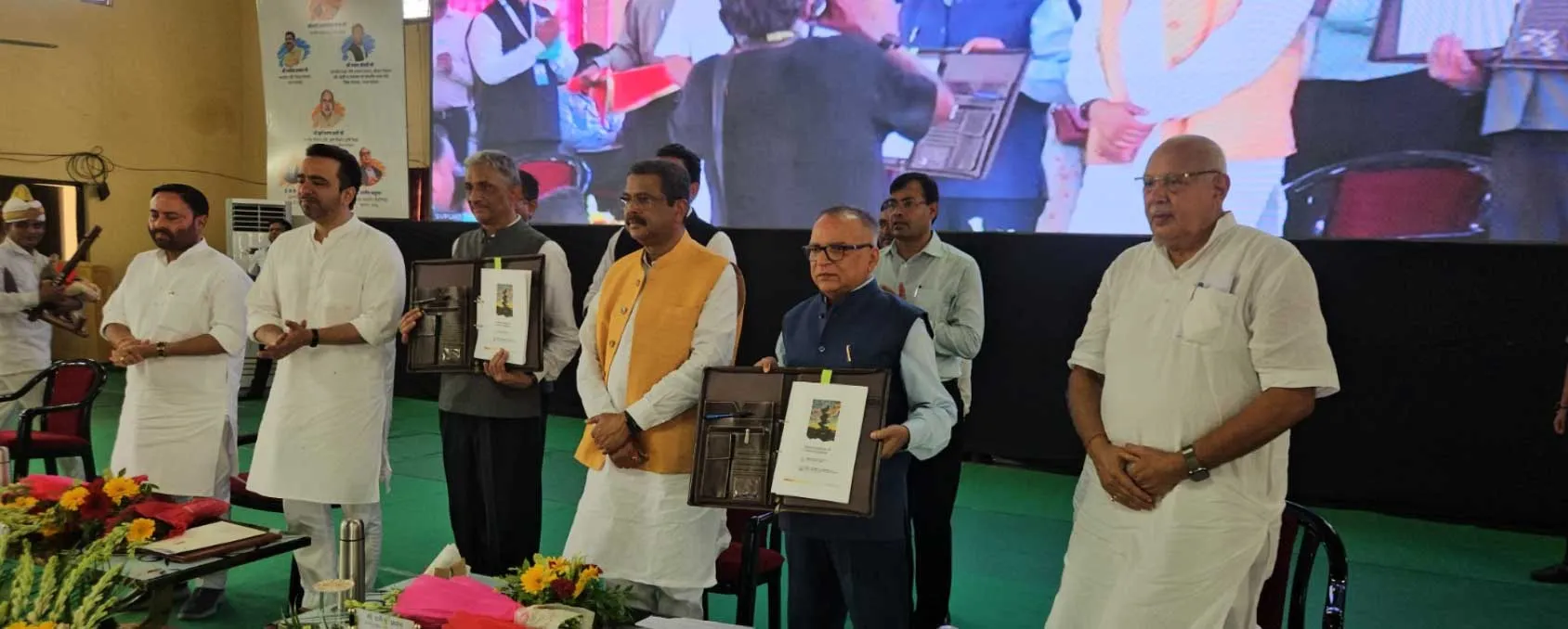 ANNAM.AI-IIT रोपड़ और SVPUAT मेरठ ने उत्तर प्रदेश में तकनीक-सक्षम कृषि को बढ़ावा देने के लिए एग्रीटेक नवाचार हब का शुभारंभ किया