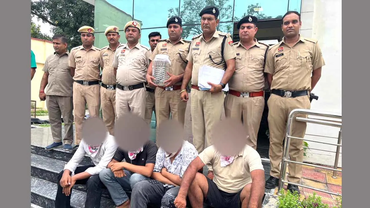 मुठभेड़ के बाद चार बदमाश गिरफ्तार