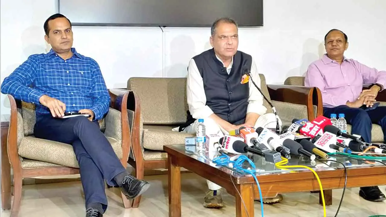औद्योगिक नीतियों को सुदृढ़ बनाने के लिए 15 नई समितियों का गठन