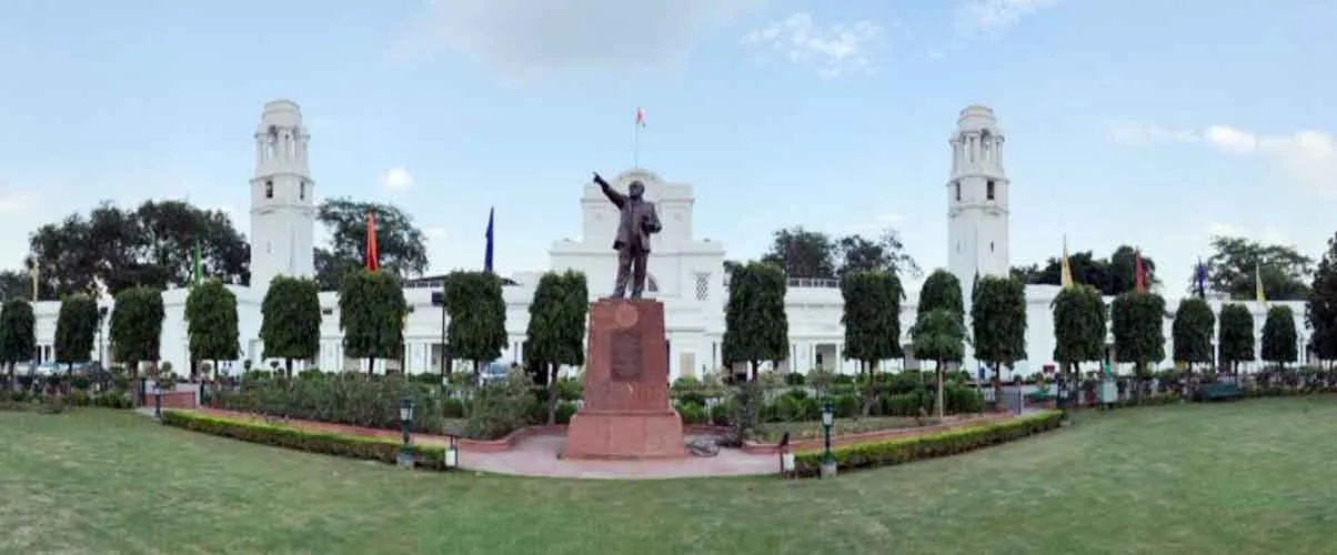 Delhi Assembly: स्वतंत्रता दिवस दिल्ली की जनता के लिए खास! दिल्ली विधानसभा में मिलेगी एंट्री, जानिए कैसे?