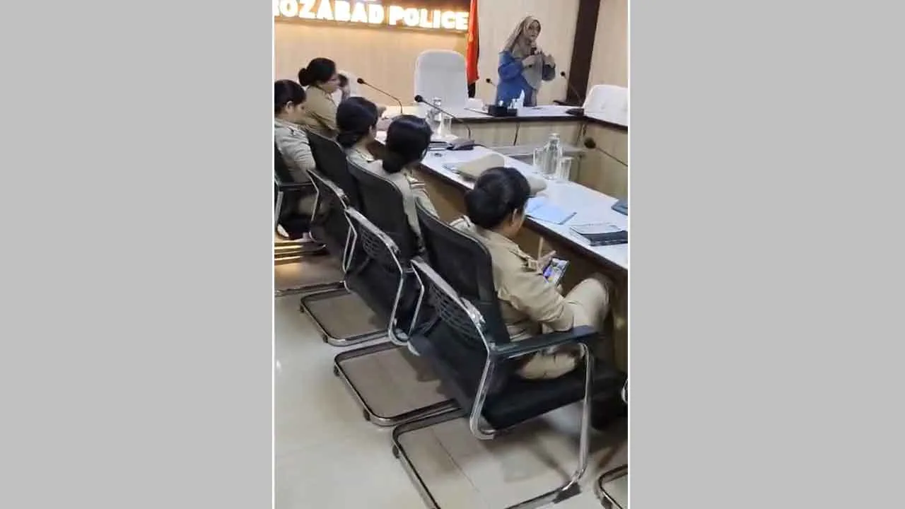 विभिन्न थानो के पुलिसकर्मियों को प्रशिक्षित करने की मास्टर ट्रेनर्स द्वारा दिया प्रशिक्षण