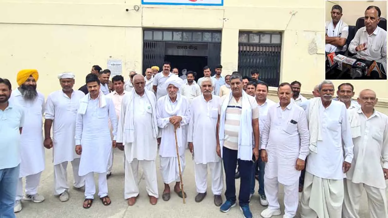 ग्राम सचिव व उसके पिता ने प्रेस कॉन्फ्रेंस कर कहा-भ्रष्टाचार करने के चाह में सरपंच के ससुर ने की ब्लैकमेलिंग की कोशिश