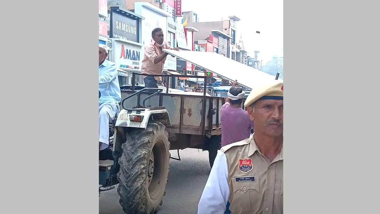 सड़कों पर अतिक्रमण करने वाले हो जाए सावधान