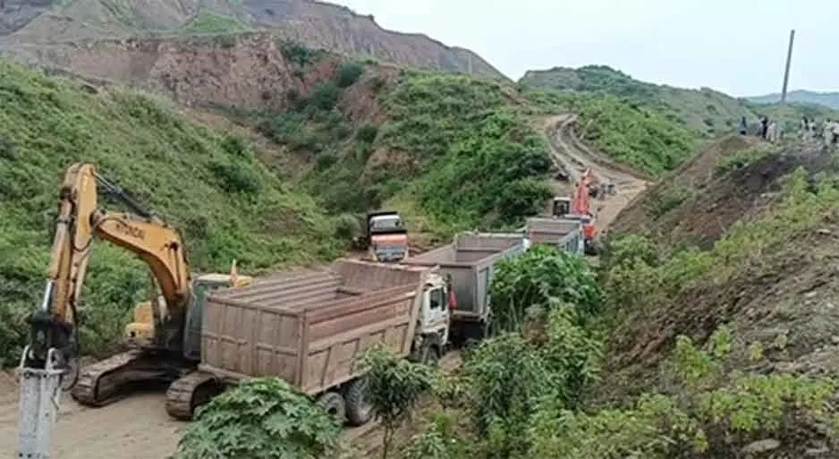 साहिबगंज में अवैध खनन पर बड़ी कार्रवाई, माफियाओं में हड़कंप