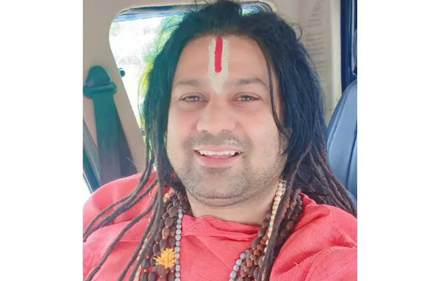 एसडीएम कैराना व स्टेनो समेत तीन के खिलाफ कोर्ट में याचिका दाखिल