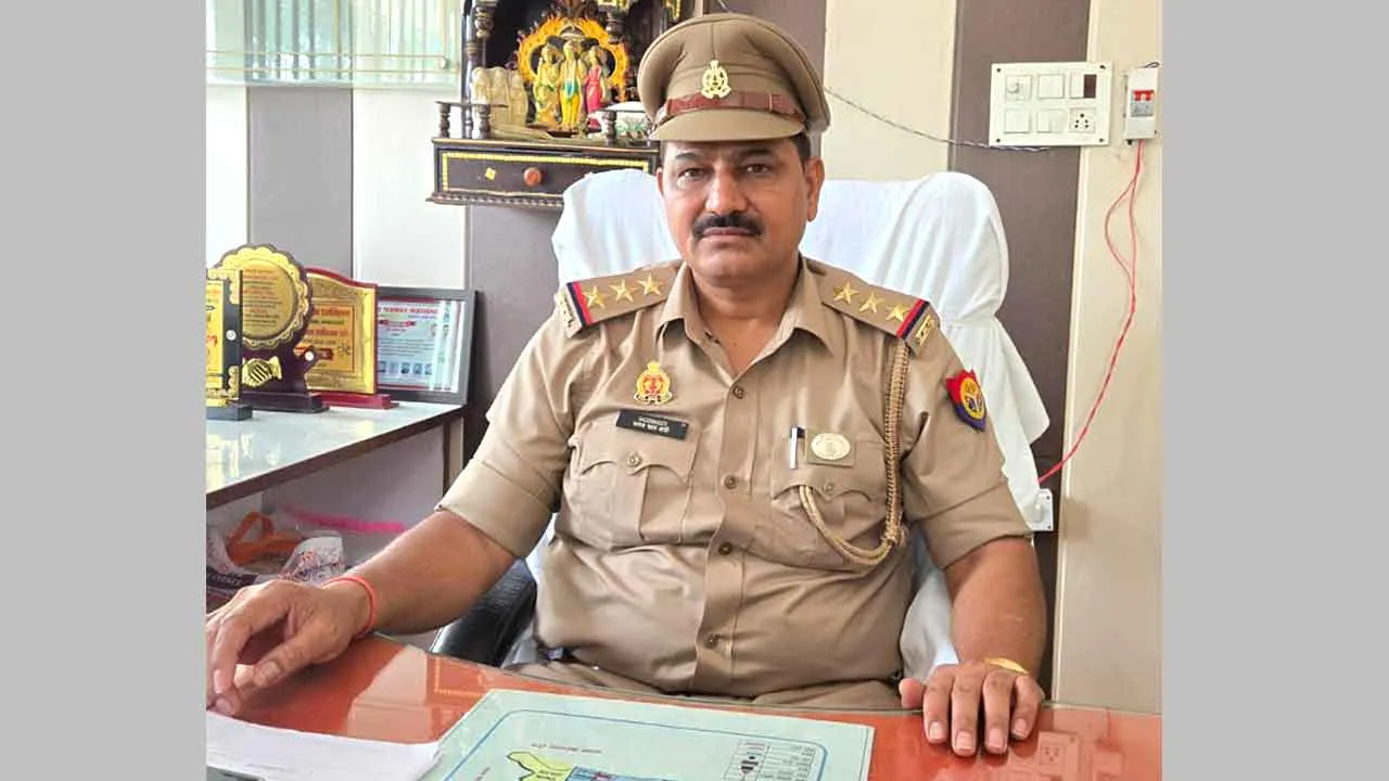 थाना समाधान दिवस में प्रभारी निरीक्षक ने सुनी जनसमस्याएं