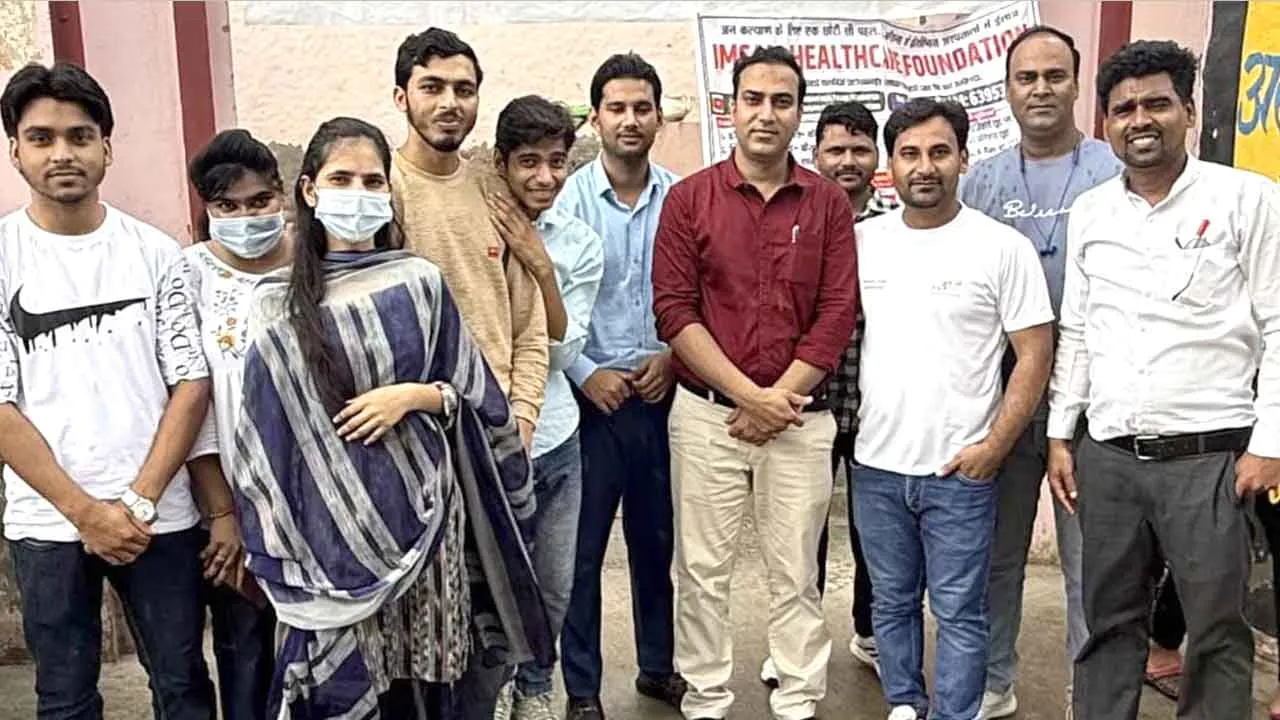 इस्सापुर खुरगान में निःशुल्क चिकित्सा शिविर का आयोजन
