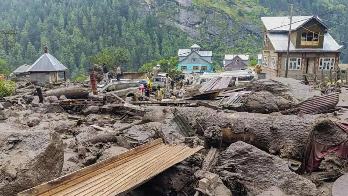 Kathua cloudburst: अब कठुआ में बादल फटा, चार की मौत, रेलवे ट्रैक और राष्ट्रीय राजमार्ग क्षतिग्रस्त