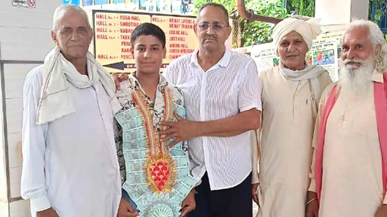 प्रताप स्कूल के देवांश ने नेशनल ग्रेपलिंग चैम्पियनशिप में जीते दो ब्रॉन्ज मैडल