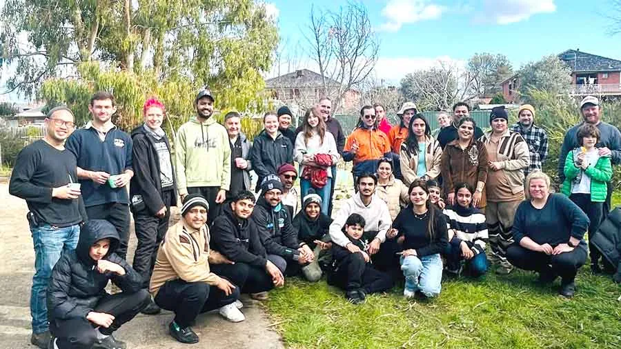 Melbourne: वातावरण को साफ सुथरा रखने का उठाया बीड़ा