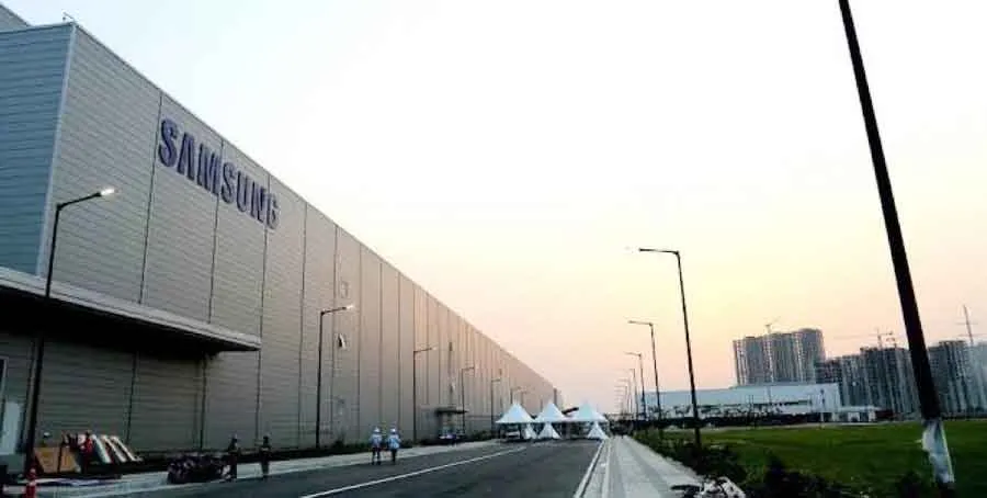 Samsung Manufacturing: सैमसंग ने ग्रेटर नोएडा स्थित फैक्ट्री में लैपटॉप का निर्माण किया शुरू