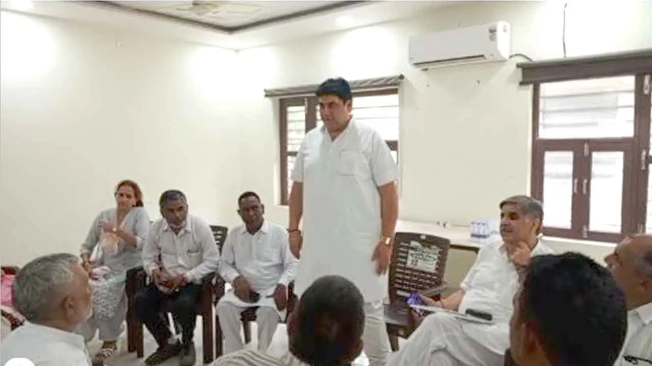 कर्मठ कार्यकर्ताओं को दी जाएगी जिला संगठन में जिम्मेदारी- कमल दीवान