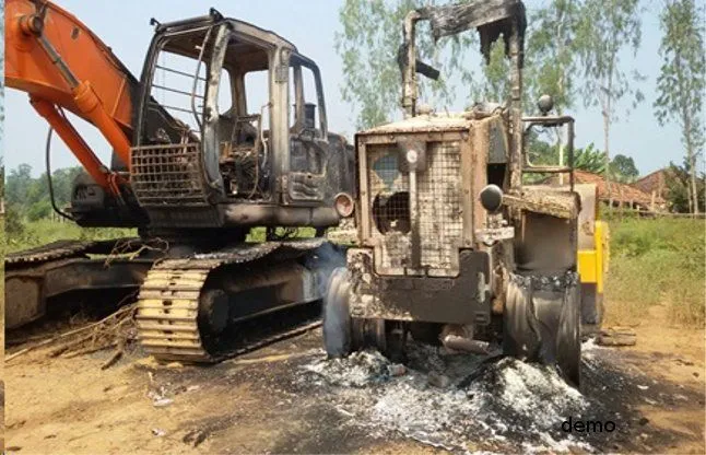 IED blast Bijapur: बीजापुर में आईईडी ब्लास्ट, एक जवान शहीद, तीन घायल