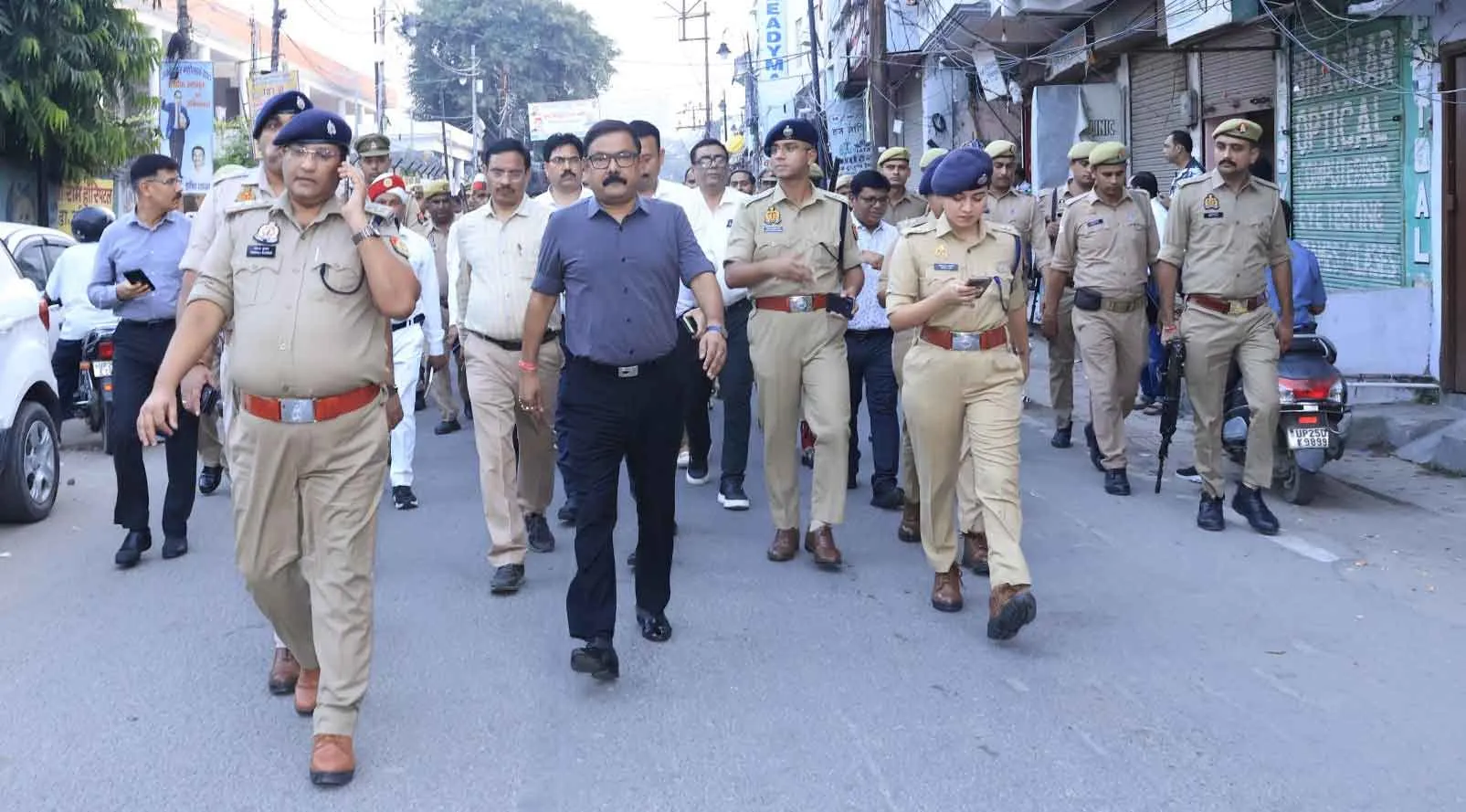 UP Internet Services Update: बरेली में हुआ इंटरनेट बहाल, सुरक्षा के मद्देनजर पुलिसबल तैनात