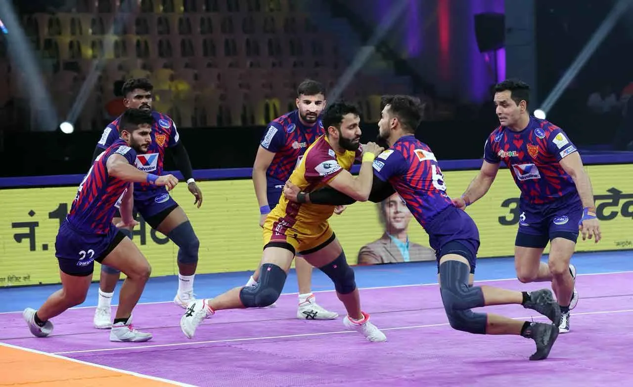 PKL-12 Telugu Titans vs Dabang Delhi K.C.: दबंग दिल्ली केसी की शानदार वापसी, अंक तालिका के शीर्ष पर पहुंचे