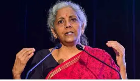 Government News: भारी बारिश के बीच केन्द्र सरकार ने गरीब और मध्यम वर्ग को दी राहत, ये चीजें हो जाएगी सस्ती