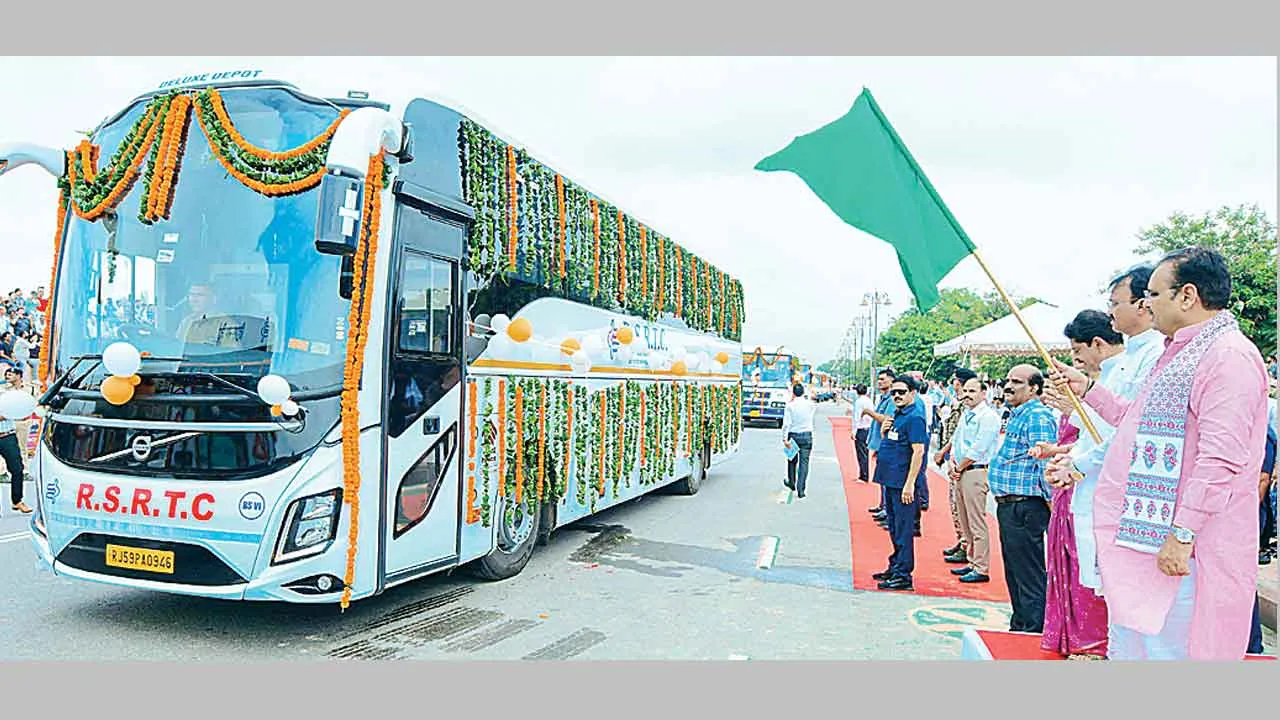 Rajasthan Roadways: राजस्थान रोडवेज के बेड़े में 172 नई बसें शामिल
