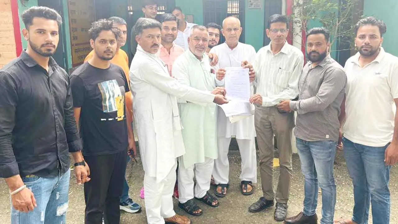 ‘गन्ने का मूल्य 500 रुपये प्रति कुंतल करें प्रदेश सरकार’
