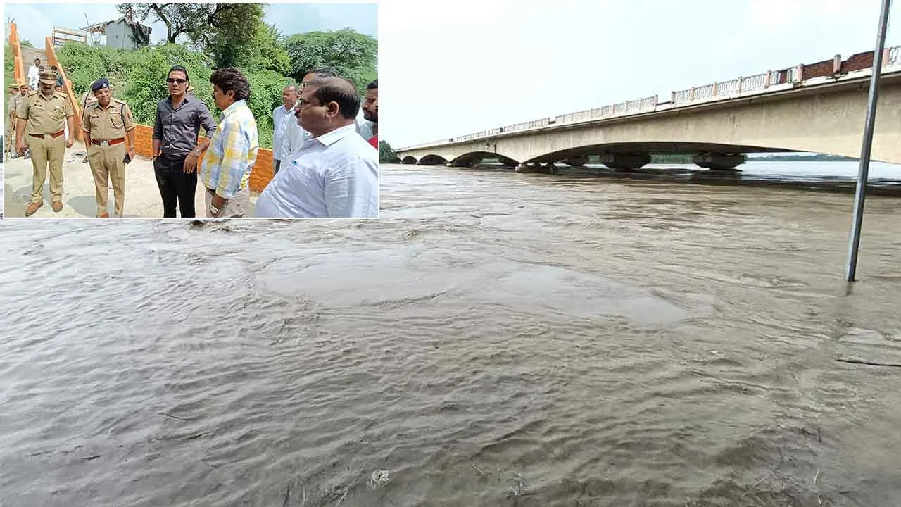 शांत होने का नाम नही ले रही यमुना में उफनती लहरें