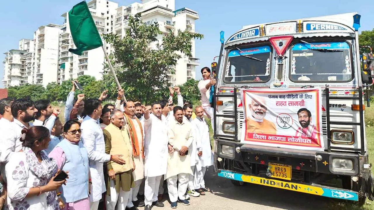 प्रदेश अध्यक्ष बडौली ने पंजाब के बाढ़ पीडि़तों के लिए राहत सामग्री से भरा ट्रक किया रवाना