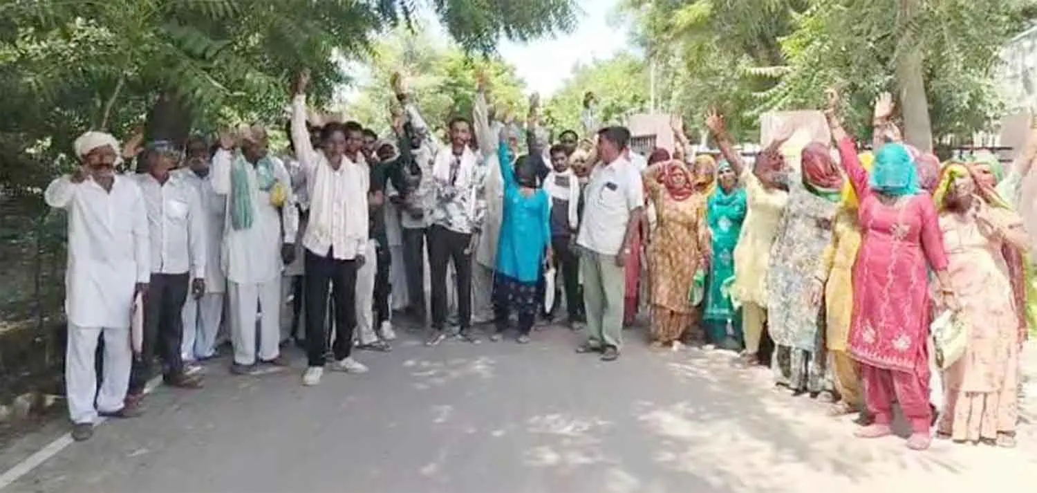 MNREGA workers: मनरेगा मजदूरों को नहीं मिली मजदूरी