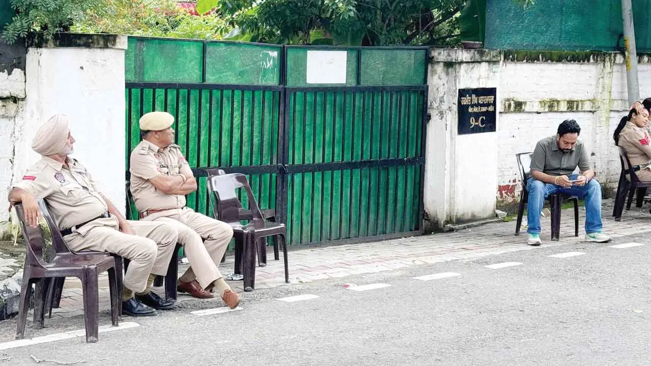 सनौर विधायक पठानमाजरा की सरकारी कोठी का आवंटन रद्द