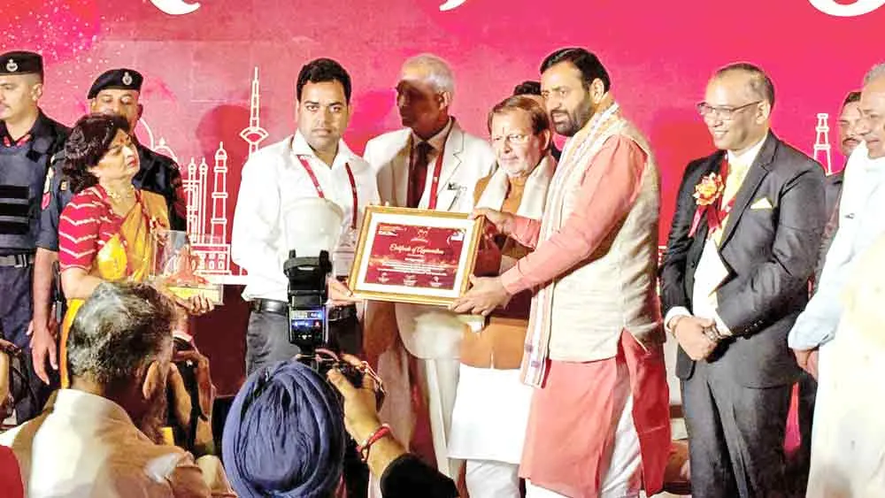 सागर अरोड़ा को मिला डॉ. उषा गुप्ता नेशनल अवार्ड