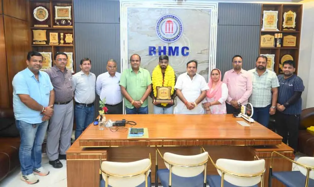 Shooting Competition 2025: मोहित ने शूटिंग में जीता गोल्ड, हुआ अभिनंदन