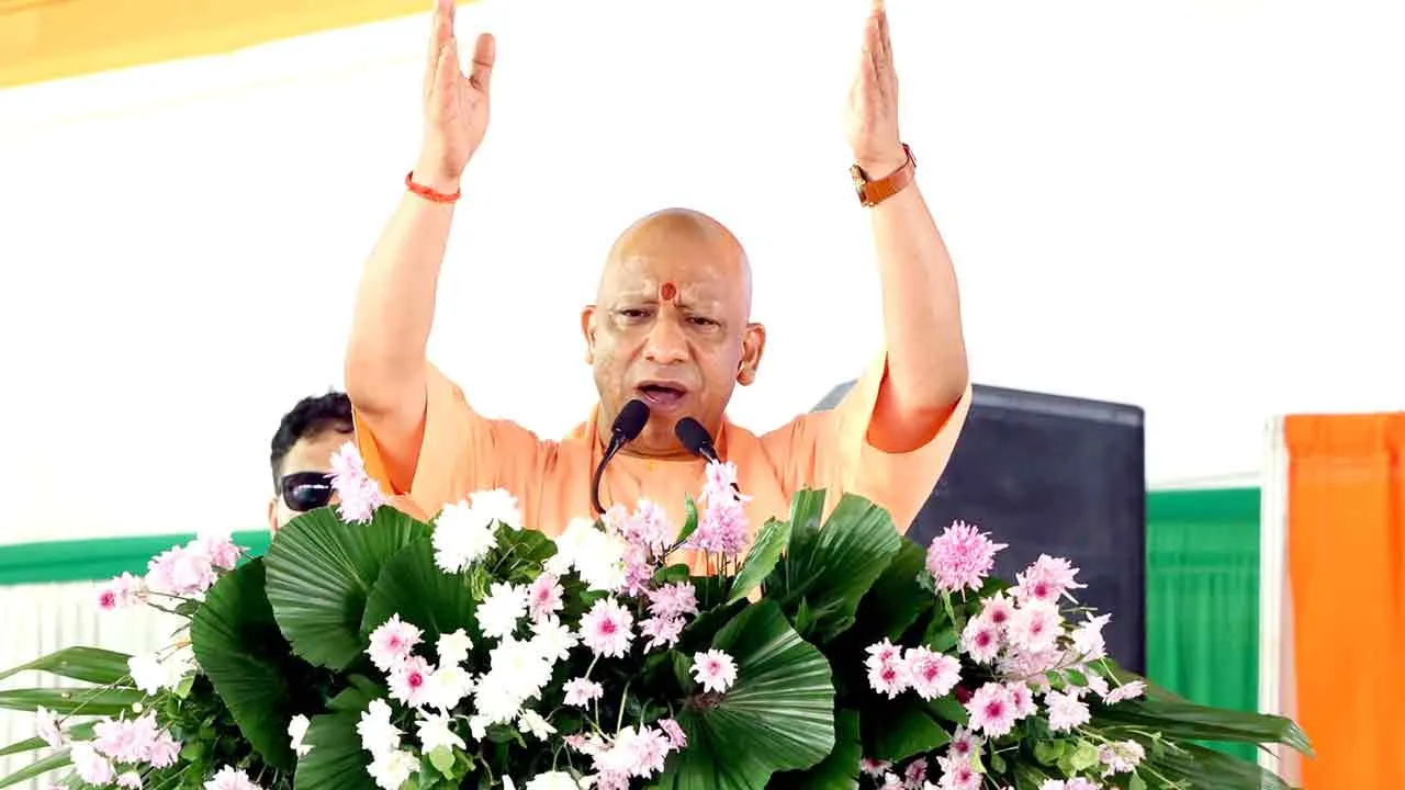 CM Yogi Adityanath: कानून तोड़ने वालों को जहन्नुम का टिकट दे दिया जाएगा: सीएम सीम योगी