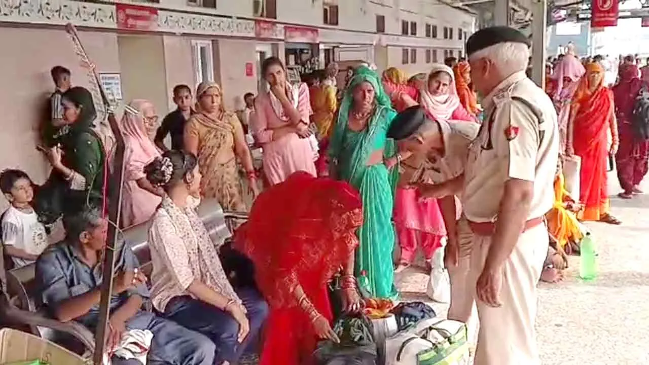 Bhiwani GRP Police: भिवानी जीआरपी पुलिस ने रेलवे जंक्शन पर चलाया विशेष सुरक्षा अभियान